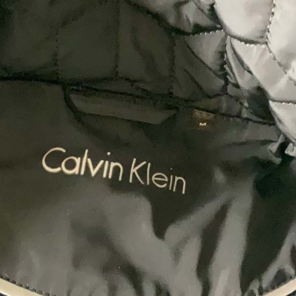 Calvin Klein Puffer Jacket - Picture 3 of 9